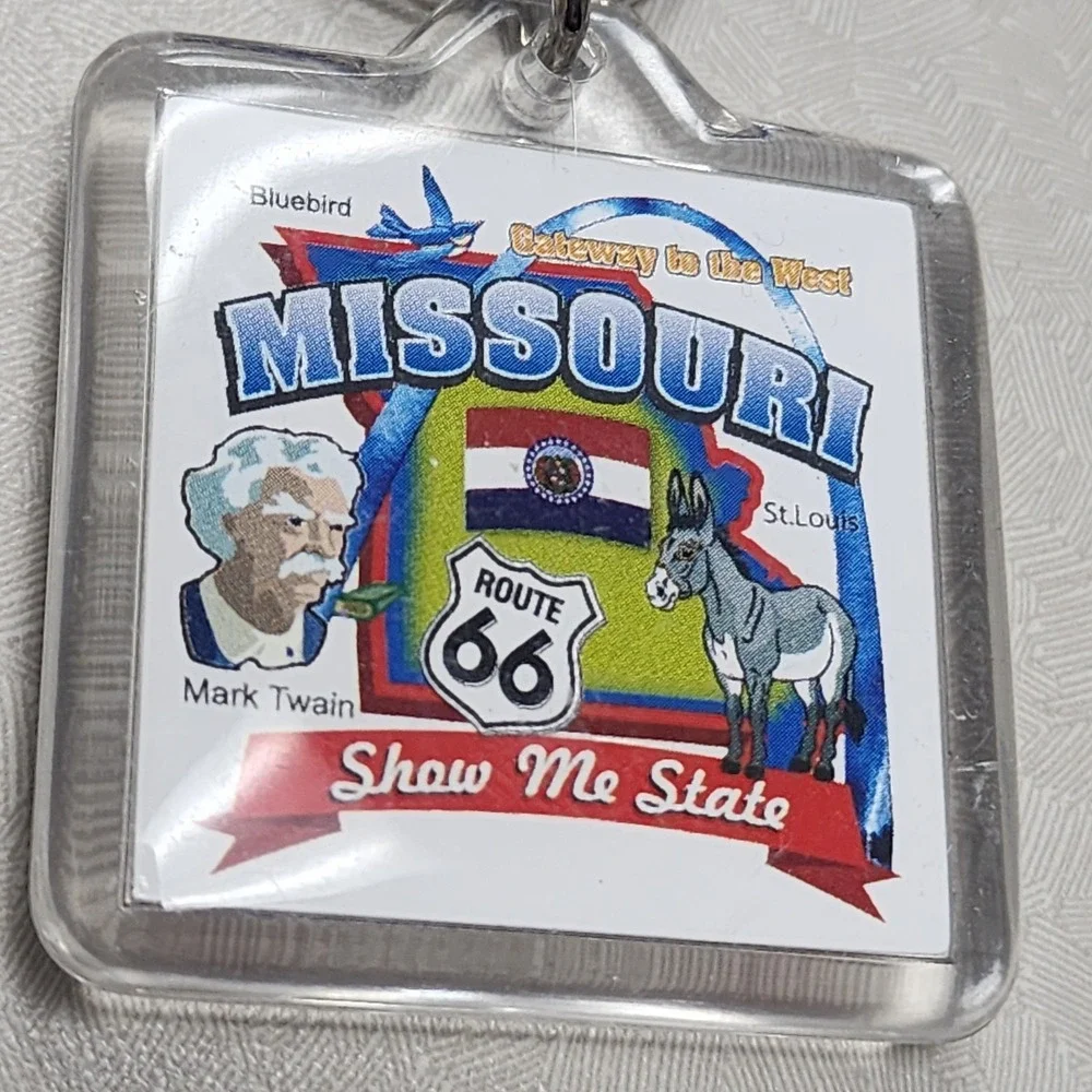 Vintage Route 66 Missouri Show Me State Square Lucite Keychain Ring Collectible